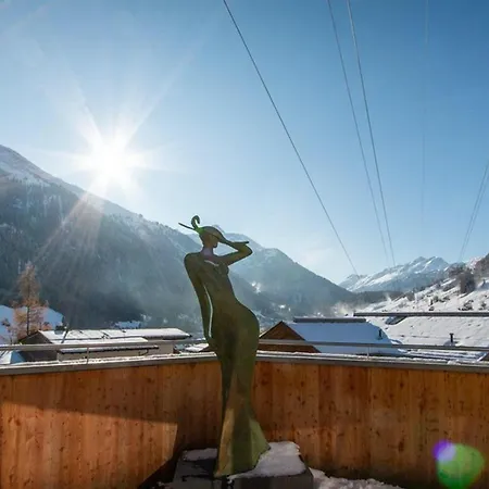 6br Modern Chalet With Private Spa Villa *