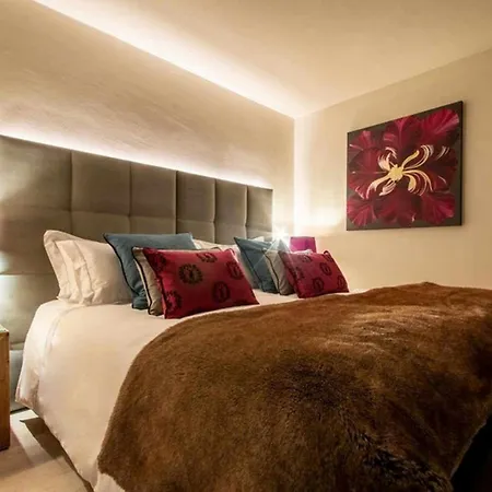 6br Modern Chalet With Private Spa *