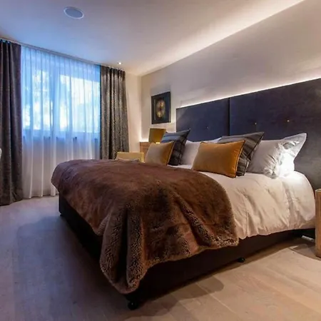 6br Modern Chalet With Private Spa