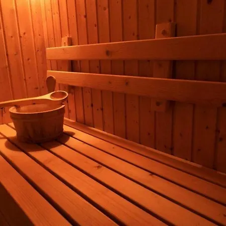 فيلة 6br Modern Chalet With Private Spa